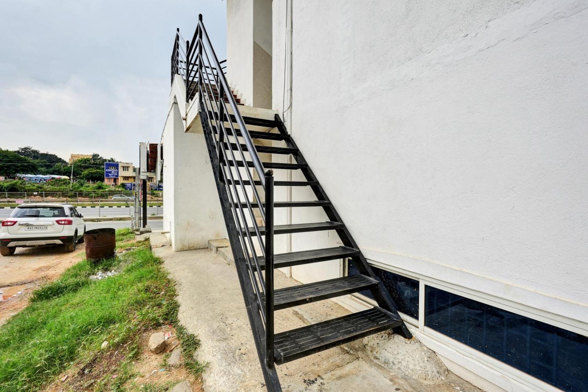 Spot On Anugraha Residency Hotel Kumbalgod Kültér fotó
